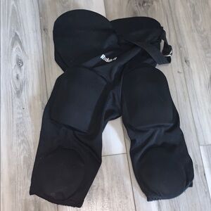 1️⃣ Boys Black Padded Football Pants sz small